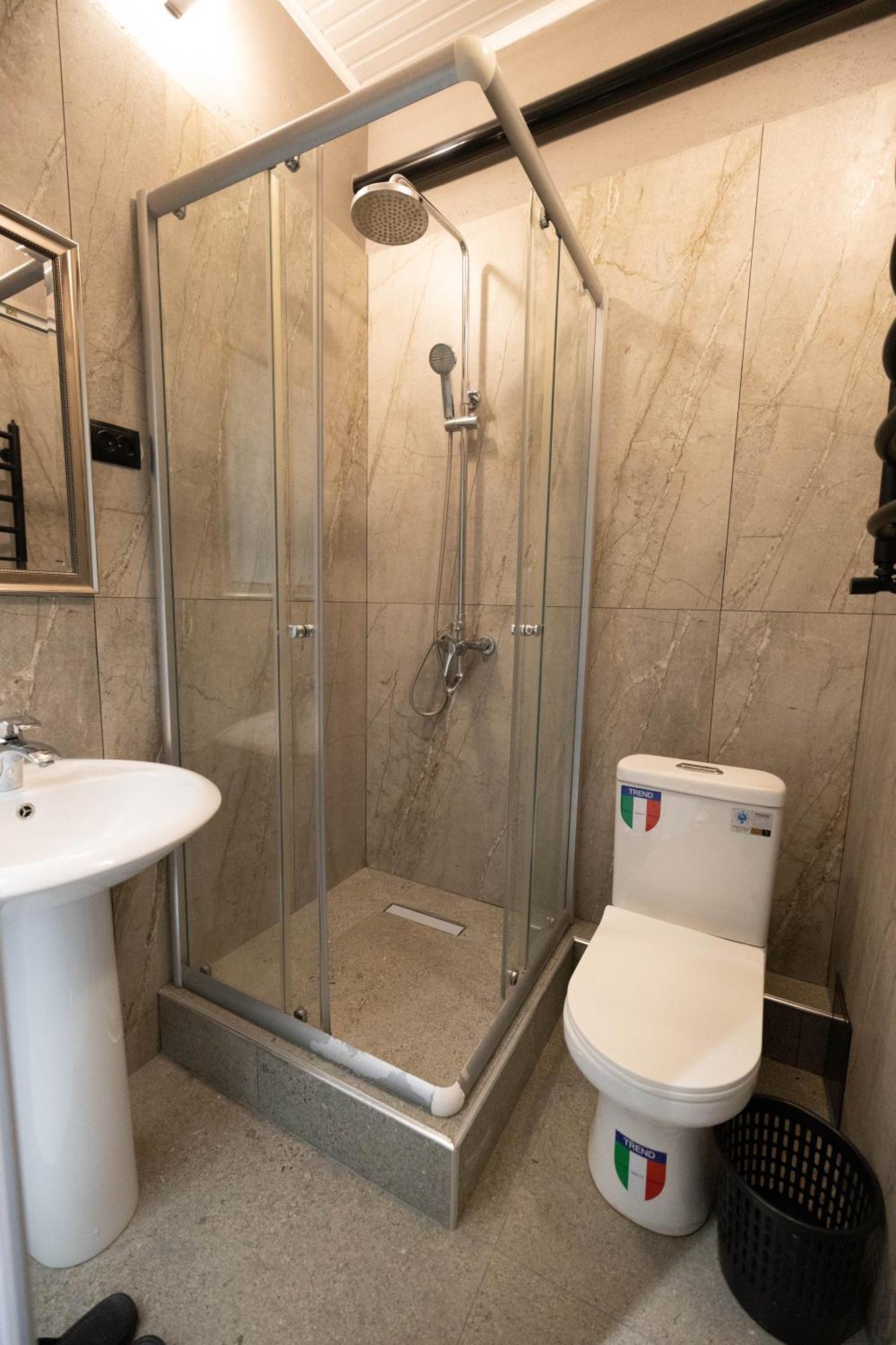 טשקנט Local Hotel מראה חיצוני תמונה